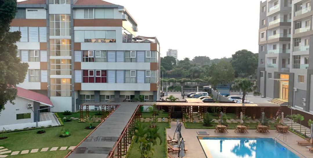 Hotel Bella Riva Кіншаса Екстер'єр фото